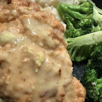 Radigans Pub and Casual Dining - Chicken Francese - American Near Me - South Hempstead, New York