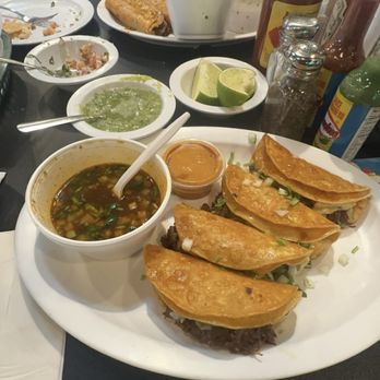 El G-Fe - Tacoqueso De Birria - Bars Near Me - Chicago, Illinois
