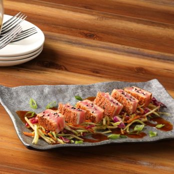 Hickory Tavern - Sports Bars Near Me - Columbia, South Carolina