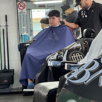 Supreme Barbering - Master barber at work. - Men's Hair Salons Near Me - Stockton, California Supreme Barbering - Master barber at work. - Men's Hair Salons Near Me - Stockton, California
