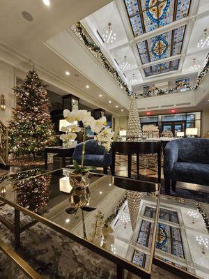 Hotel Saint Louis, Autograph Collection by null