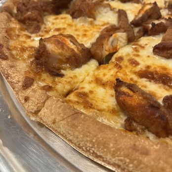New England Pizza Restaurant - Nice crunchy crust! Huge crunchy pieces of chicken! - Pizza Near Me - Exeter, New Hampshire New England Pizza Restaurant - Nice crunchy crust! Huge crunchy pieces of chicken! - Pizza Near Me - Exeter, New Hampshire
