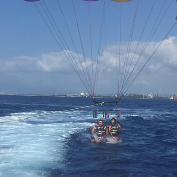 X-Treme Parasail - Parasailing Near Me - Honolulu, Hawaii X-Treme Parasail - Parasailing Near Me - Honolulu, Hawaii