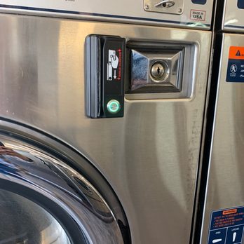 Sunshine Laundromat - Credit available in the machines now! - Laundromat Near Me - Grants Pass, Oregon