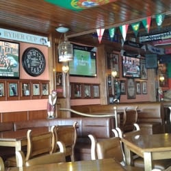 Hole in One - Loads of tv screens & a marina deck lounge