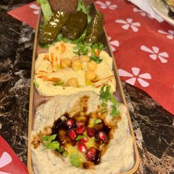 Alamodak Restaurant and Hookah Lounge - Hummus with Meat Brunch