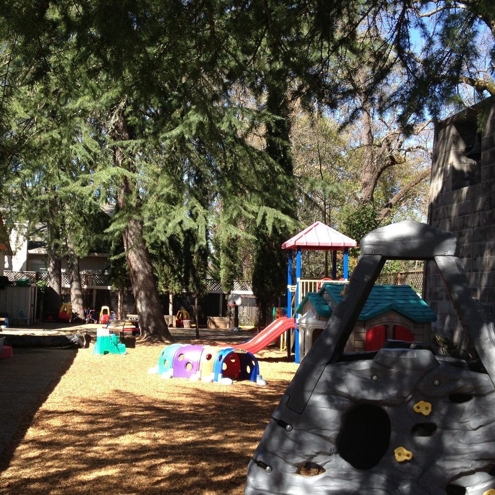 Hearts & Hands Preschool - childcare center in Calistoga, CA