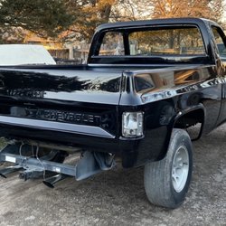 Blagg Body Shop - A 1980's Chevrolet short bed 4x4 makeover completed Jan 2021.