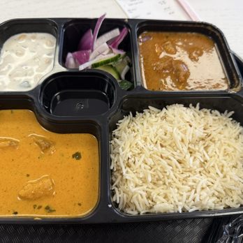 Pizza Twist - Two item combo with Butter Chicken & Chicken Tikka Masala $9.99 - Very yummy! - Pizza Near Me - Sacramento, California Pizza Twist - Two item combo with Butter Chicken & Chicken Tikka Masala $9.99 - Very yummy! - Pizza Near Me - Sacramento, California