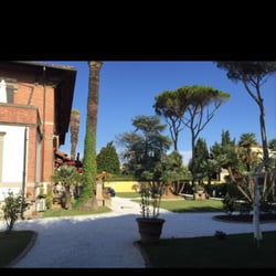 Hotel Pisa Tower - Der Garten hinter dem Hotel