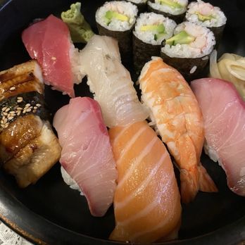 Aki Restaurant - Sushi A. 13 pieces - Sushi Bars Near Me - Los Angeles, California