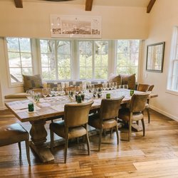 Paradise Tours - Wine tasting room