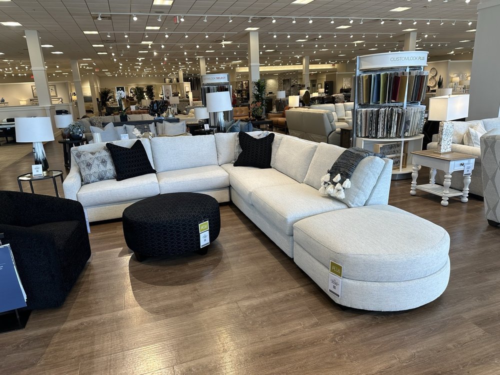 HAVERTYS FURNITURE Updated August 2024 12 Reviews 2000 Tamiami
