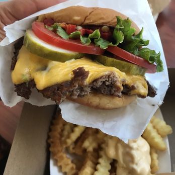Shake Shack Century City Mall - 2nd Floor - Fast Food Near Me - Los Angeles, California Shake Shack Century City Mall - 2nd Floor - Fast Food Near Me - Los Angeles, California