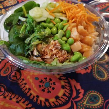 Killer Poke - Delicious poke bowl comes with 3 scoops, I picked Smoked Salmon, Tuna and Salmon with edamame, carrots on a mix of brown rice and salad. - Hawaiian Near Me - Bakersfield, California