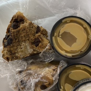O'Keefe's Tavern - Bread Pudding with bourbon sauce - American Near Me - Clearwater, Florida