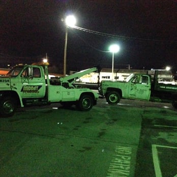 Midday Towing - medium duty - Towing Near Me - Chattanooga, Tennessee