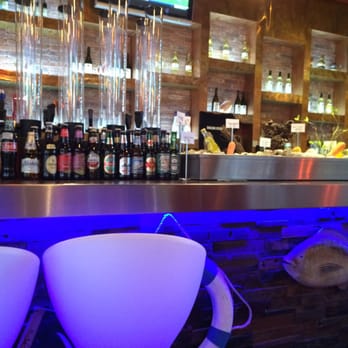 Shaking Crawfish - Bar area - Seafood Near Me - Doraville, Georgia
