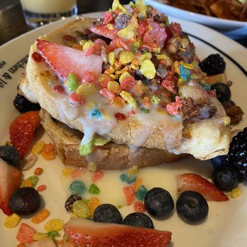 Bosscat Kitchen & Libations - Fruity Pebble French toast - New American Near Me - Irvine, California
