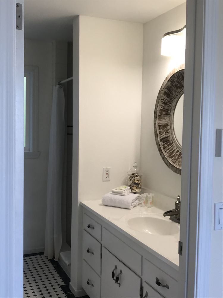 Slide of ACME Repairs