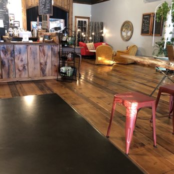 Humble Grounds - Inside - Coffee & Tea Near Me - Woodruff, South Carolina Humble Grounds - Inside - Coffee & Tea Near Me - Woodruff, South Carolina