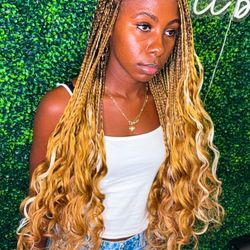 Small knotless with French curl