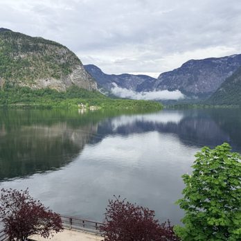 Hallstatt - Hallstatt Lake - Local Flavor Near Me