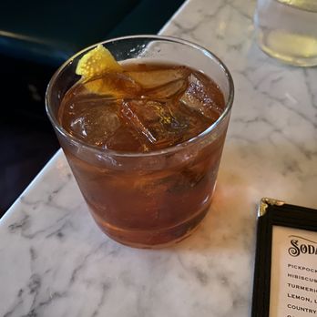Hillside Farmacy - Old Fashioned - New American Near Me - Austin, Texas