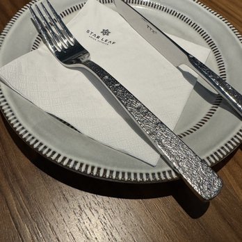Star Leaf - Silver table cutlery, note the placement of the knife - brilliant - Asian Fusion Near Me - Pasadena, California