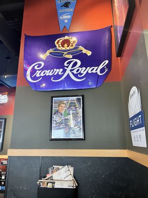 Buffalo Wild Wings by null