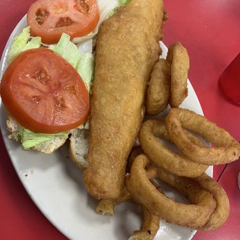 Darrell's Dog Gone Good Diner - a plate of food - Diners Near Me - Wildwood, Florida Darrell's Dog Gone Good Diner - a plate of food - Diners Near Me - Wildwood, Florida