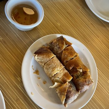 Quang Restaurant - Pork eggrolls - Vietnamese Near Me - Minneapolis, Minnesota Quang Restaurant - Pork eggrolls - Vietnamese Near Me - Minneapolis, Minnesota