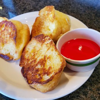 Liliha Bakery - Bakeries Near Me - Honolulu, Hawaii