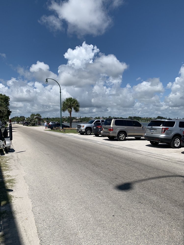 JENSEN BEACH BOAT RAMP 2004 NE Causeway Blvd, Jensen Beach, Florida