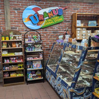 Uranus Fudge - Can-day. - Ice Cream & Frozen Yogurt Near Me - Anderson, Indiana
