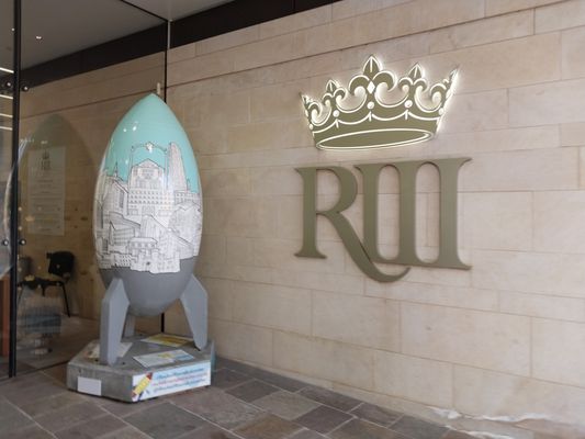 King Richard III Visitor Centre by null