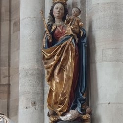 Münster St. Georg - Skulptur