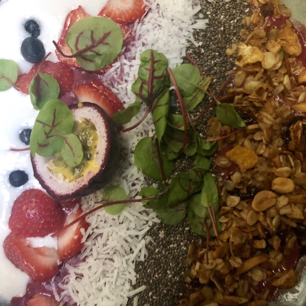 açaí bowl açaí bowl