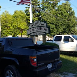 Horseshoe Inn Bar & Grill