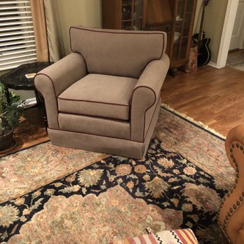 Nick's Upholstery - Furniture Reupholstery Near Me - Highland Park, Illinois