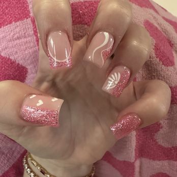 Berkeley Pinkies - Nail Salons Near Me - Berkeley, California