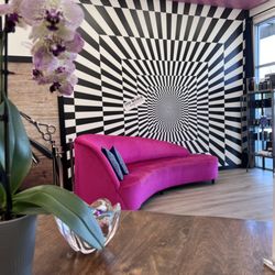 Tim Weber Salon - Lobby