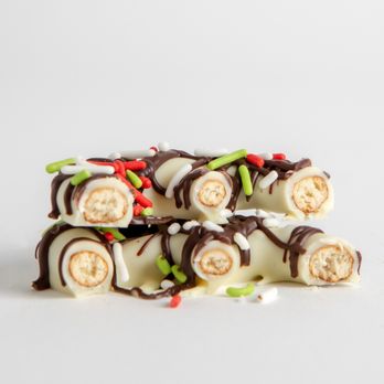 The Dressed Pretzel - peppermint crunch - seasonal - Chocolatiers & Shops Near Me - Larchmont, New York The Dressed Pretzel - peppermint crunch - seasonal - Chocolatiers & Shops Near Me - Larchmont, New York
