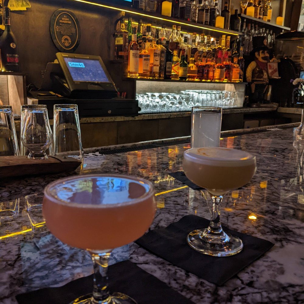 Liffy II Bar - Cosmo and Whisky Sour - Bars Near Me - New York, New York Liffy II Bar - Cosmo and Whisky Sour - Bars Near Me - New York, New York