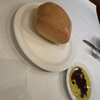 Romano's Macaroni Grill - Rosemary bread - Italian Near Me - Corona, California
