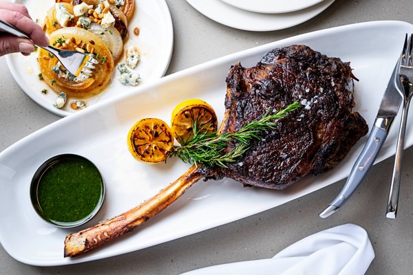 Dovetail Bar & Restaurant by null