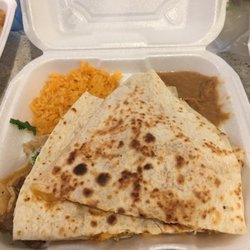 Los Brothers - Chicken quesadilla
