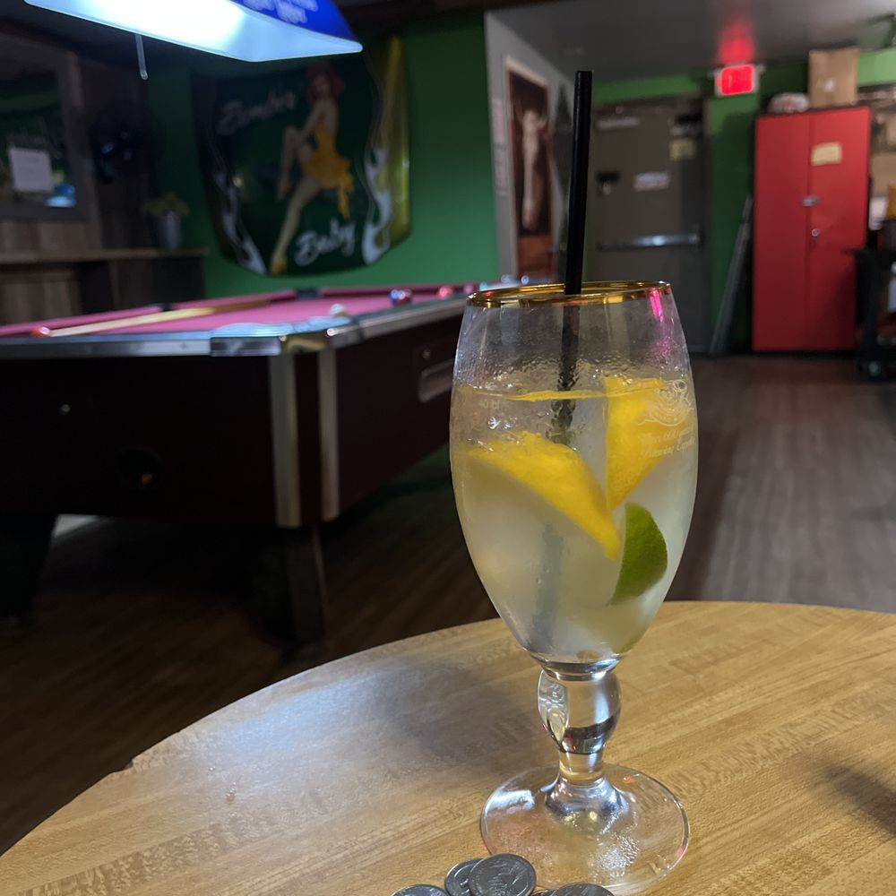 The best Paloma ever . The bartender was on top of it . The best Paloma ever . The bartender was on top of it .