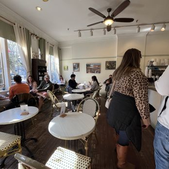 Café M - Cafes Near Me - Savannah, Georgia