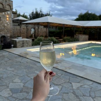 La Corte dei Papi - Poolside champagne - Italian Near Me - Cortona, Arkansas La Corte dei Papi - Poolside champagne - Italian Near Me - Cortona, Arkansas